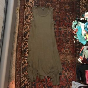 Stretchy, form fitting, casual summer dress